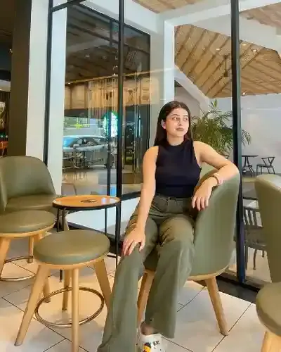 Escort Service Tseminyu